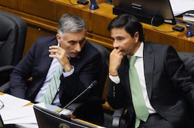 Partido Republicano intenta desdramatizar rechazo de Carter y Vial a dos capítulos de la AC contra Grau