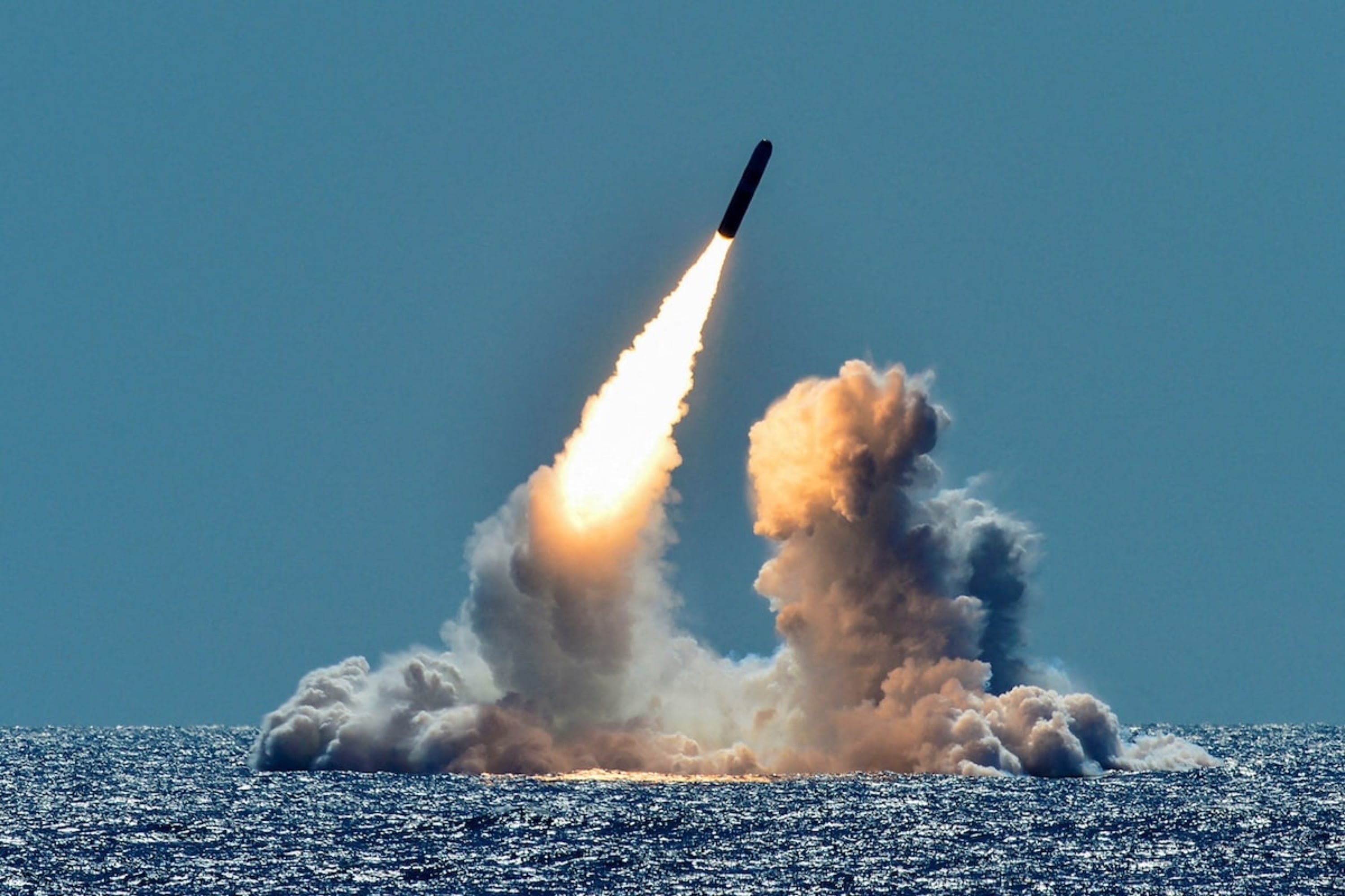 ¿Existe un mayor riesgo de guerra nuclear? Informe detecta que potencias han ampliado y modernizado sus arsenales