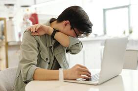 Cómo evitar enfermarse con las bajas temperaturas, según un médico