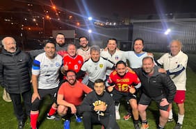 Ojos de la llave: la selección futbolera que reúne al FA y al P. Republicano y el reservado reencuentro del piñerismo