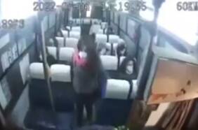 El impactante accidente que afectó a un bus de pasajeros en Quilpué