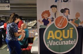 Habilitan puntos de vacunación en 12 estaciones de Metro de Santiago: revisa los horarios