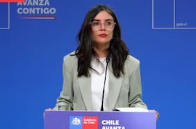 Vallejo desestima réplica de diputados por ausencia de Boric en sesión de la Cámara en 2021: “No mezclemos peras con manzanas”