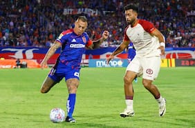 Eduardo Vargas y la nueva cara de la U con Fernando Gago: “Cambiamos de chip, lo que pasó con el DT anterior quedó atrás”