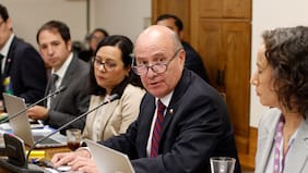 Ministro Quiroz plantea vender propiedades del Estado por US$200 a US$300 millones para restituir fondos soberanos