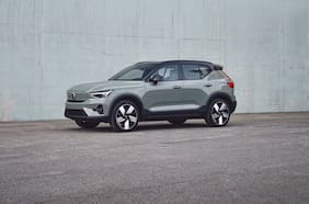 El Volvo XC40 se renueva y ahora todas sus versiones están electrificadas