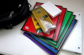 Bono Útiles Escolares 2024: revisa quiénes reciben el beneficio y qué productos contienen los sets