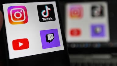 Adictos al celular: por qué cuesta tanto desengancharse de las redes sociales