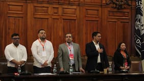 Respaldo a figura de Tohá, recriminaciones al FA y el PC y alusión a Chile Vamos marcan inicio de consejo nacional del PPD