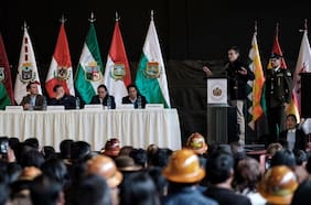 Paz promulga la ley que autoriza la intervención de las FF.AA. en las protestas mientras anuncia diálogo con comités cívicos