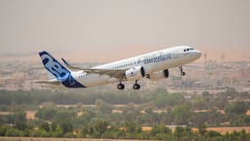 Advierten de interrupciones en vuelos comerciales: miles de aviones Airbus requieren actualización de software