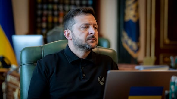 Ucranianos celebran su cuarta Navidad en guerra mientras Zelensky se abre a zona desmilitarizada para alcanzar la paz