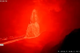 Impactante erupción del volcán Kilauea en Hawái: fuentes de lava alcanzaron los 300 metros de altura