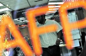 La Ocde recomienda a Chile mayor regulación a los asesores previsionales y cambios de fondos de AFP