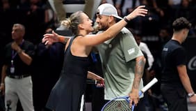 Nick Kyrgios vence a Aryna Sabalenka en la Batalla de los Sexos en Dubái