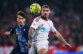 A tres puntos del descenso: el Sevilla de Alexis Sánchez suma su tercera derrota consecutiva y se hunde en España