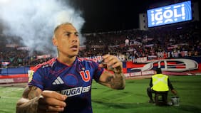 Una cláusula cumplida con incremento salarial y más años de contrato: las maniobras de la U para renovar a Eduardo Vargas