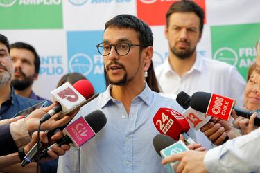 Alcalde Concha habría recibido protección policial tras amenazas de muerte en su contra luego de demolición de narcocasas
