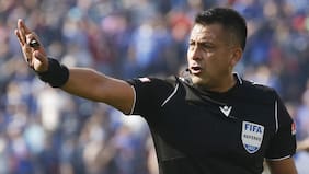 No es solo Roberto Tobar: los dardos de los clubes contra Julio Bascuñán en su rol de jefe del VAR