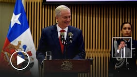 Presidente Kast reconoce error “por desconocimiento” por almuerzo con excompañeros en La Moneda