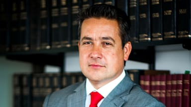 Quién es Vinko Fodich, exfiscal que investigó a “La Quintrala” y defendió al excabo Zamora y que ahora integraría una red delictual