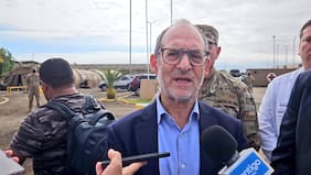 Oposición carga contra Eidelstein (PC) tras nombramiento de exasesora: de acusaciones de “amarre” a posible citación al parlamento