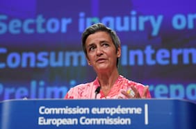 Estados Unidos y la Unión Europea forjan lazos más cercanos en tecnologías emergentes para contrarrestar a Rusia y China