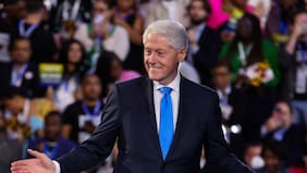 Trump pide al Departamento de Justicia que investigue a Bill Clinton por sus vínculos con Epstein