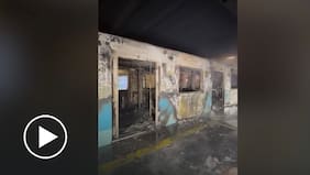 Completamente quemado: así quedó el vagón del Metro afectado en la Estación Santa Isabel
