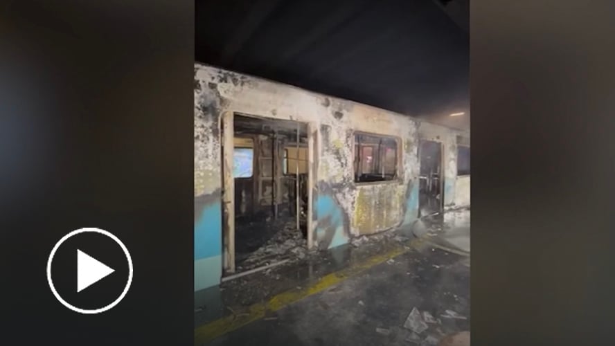 Completamente quemado: así quedó el vagón del Metro afectado en la Estación Santa Isabel