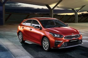 El Kia Cerato5 arriba a Chile y estrena versión turbo