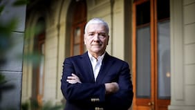 Los ministros de Hacienda más poderosos, según el historiador que coescribió la historia de Teatinos 120
