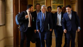 Van Klaveren informa a comisión del Senado que proyecto del cable chino fue abordado en grupo de trabajo con Presidencia