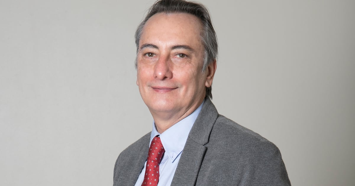 Crisis de salud en Chile: el desafío pendiente que los candidatos presidenciales evaden