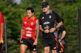 El difícil reordenamiento de Perú: cómo llega la Bicolor de Fossati al Clásico del Pacífico