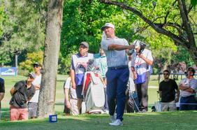 A la cima con una ronda perfecta: Mito Pereira se mete de lleno en la pelea por el título del Abierto de Chile