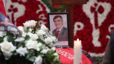 El último adiós a Camilo Escalona: mundo político releva su legado en la democracia y el socialismo chileno