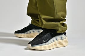 Estas zapatillas futuristas no son para correr pero parece que uno volara en ellas