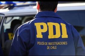 Funcionarios de la PDI fueron emboscados en Los Vilos: antisociales robaron su armamento, una placa e incendiaron vehículo policial