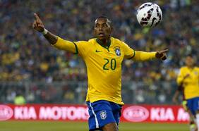Involucrado en un negocio de apuestas: los detalles del primer año de Robinho en la cárcel en Brasil