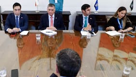 Amuch se reúne con el gobierno y presenta propuestas para combatir “crisis económica y de seguridad”