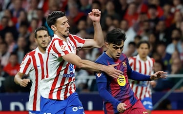 Polémica en Madrid: Barcelona derriba al Atlético para escaparse en el liderato de LaLiga y calentar la Champions