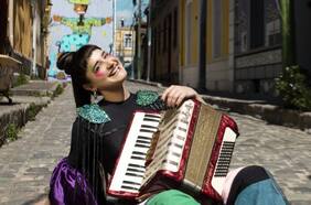 Pascuala Ilabaca y Fauna rinde homenaje a Valparaíso en su disco “Porteña”