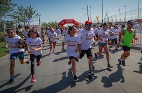 Más de dos mil vecinos de San Bernardo participaron en la Cuarta Corrida Familiar de Carozzi
