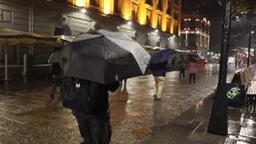 Sistema frontal: suspenden clases para este martes en 218 recintos educacionales de 5 regiones del país