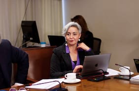 Diputada Placencia (PC) presidirá la comisión revisora de la acusación constitucional contra el juez Ulloa