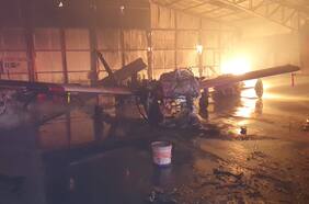 Ataque incendiario en el Club Aéreo de Curacautín: desconocidos quemaron tres avionetas