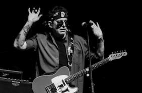 Andrés Calamaro abandona un show en Cali tras ser pifiado por defender las corridas de toros: “Hasta nunca”