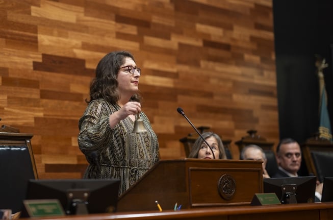 Daniela Marzi defiende el rol del Tribunal Constitucional ante críticas políticas