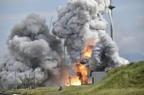 Agencia espacial japonesa sufre otro revés con explosión en centro de prueba de cohetes